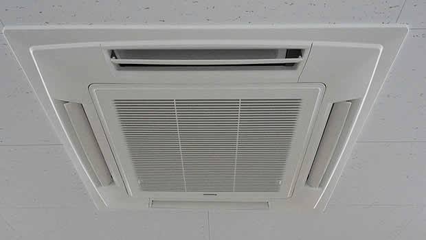 岐阜片付け110番 天上埋め込みタイプクリーニング